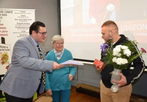 Anne Liégeon honorée lors de son départ en retraite à Trépot