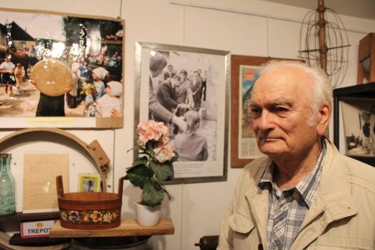 La visite du Nouvel espace d'archive Muséographique par l'un des derniers sociétaire de la coopérative, Jean-Luc FOLTETE